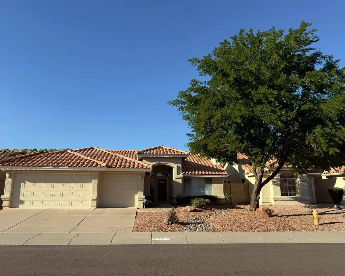 4716 E Villa Maria Dr, Phoenix, AZ 85032-9523