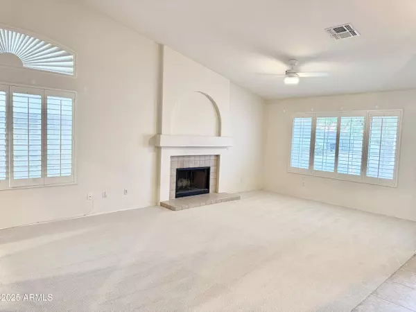 4716 E VILLA MARIA Drive, Phoenix, AZ 85032