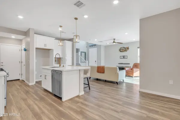 755 E ZION Drive #103, Gilbert, AZ 85297