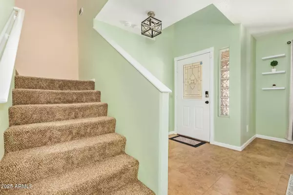 1991 S BAHAMA Drive, Gilbert, AZ 85295