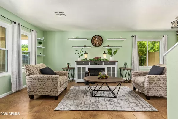 1991 S BAHAMA Drive, Gilbert, AZ 85295