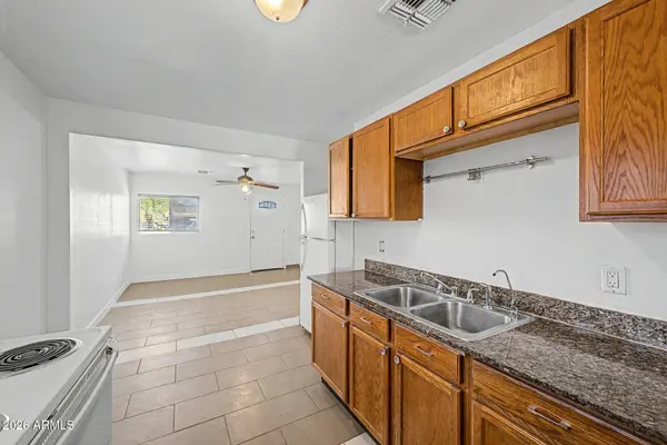 429 N 20TH Avenue, Phoenix, AZ 85009