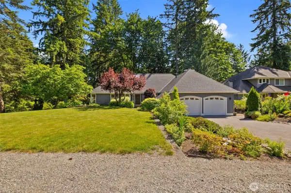 19413 NE 203rd PL, Woodinville, WA 98077