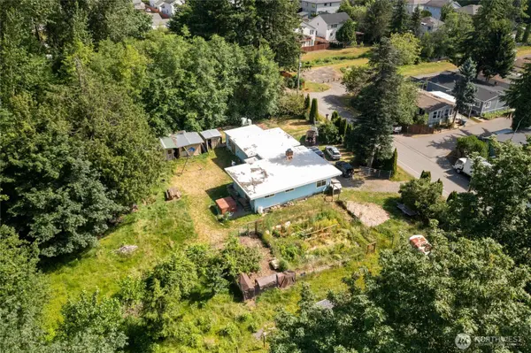 14808 Larch WAY, Lynnwood, WA 98087
