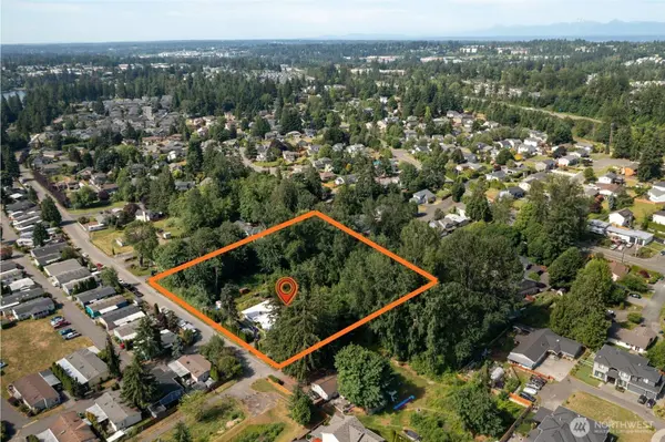 14808 Larch WAY, Lynnwood, WA 98087