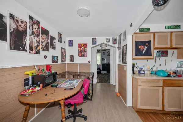 3144 Queen City Ave, Cincinnati, OH 45238