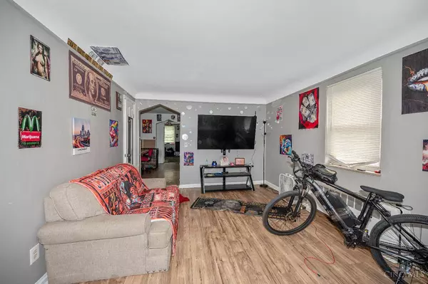 3144 Queen City Ave, Cincinnati, OH 45238