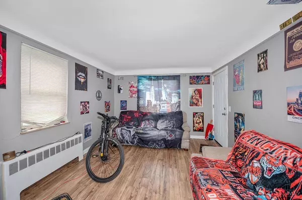 3144 Queen City Ave, Cincinnati, OH 45238