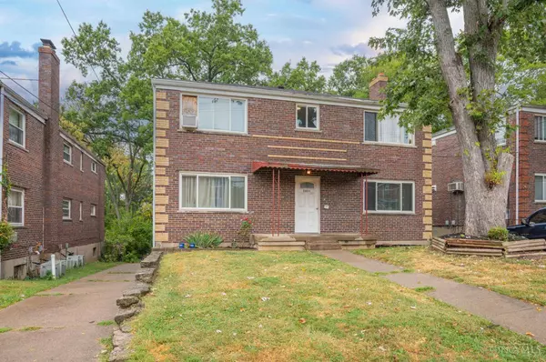 5851 Monfort Hills Ave, Cincinnati, OH 45239