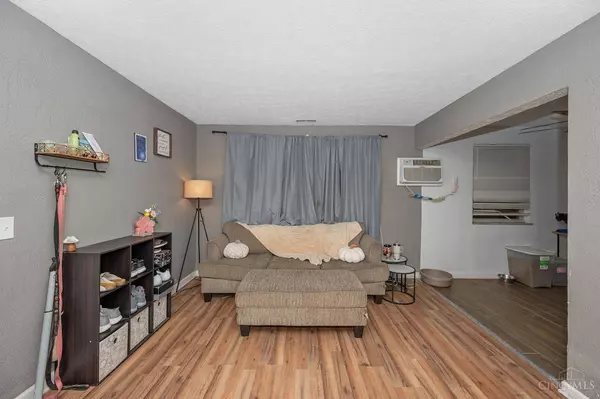 1437 Ambrose Ave, Cincinnati, OH 45224