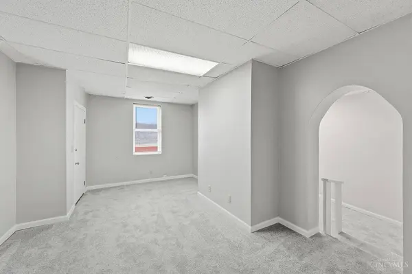 102 Union St, New Richmond, OH 45157
