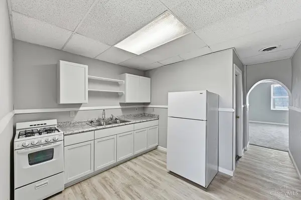 102 Union St, New Richmond, OH 45157