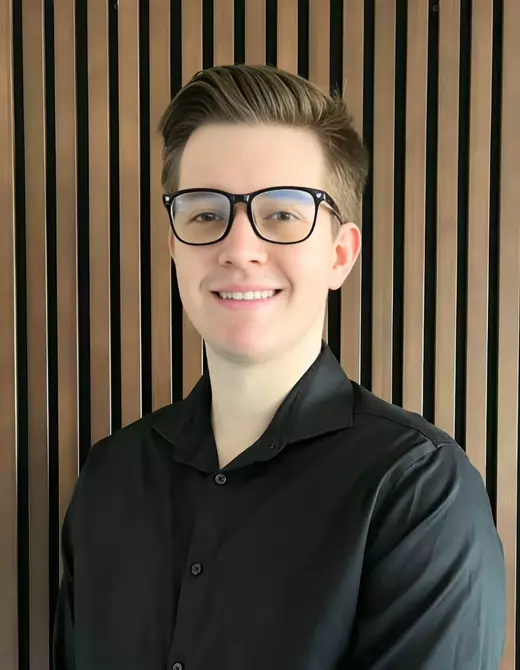 Headshot-Devin-Armstrong-1-png