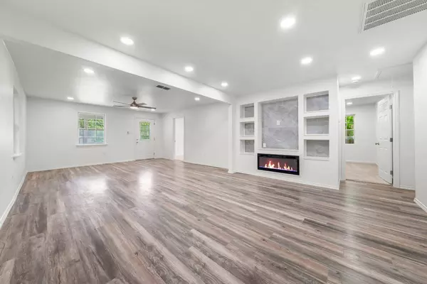 7309 Blessing Ave, Austin, TX 78752