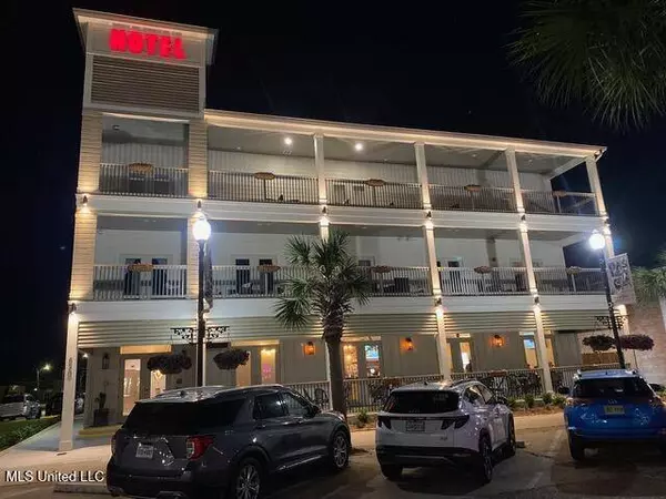 314 Jeff Davis Avenue, Long Beach, MS 39560