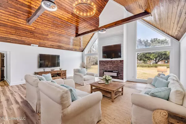 22149 Episcopal School Road, Long Beach, MS 39560