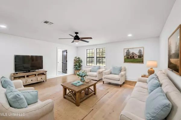 22149 Episcopal School Road, Long Beach, MS 39560