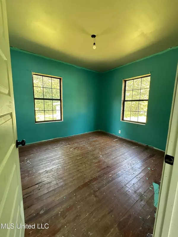 23280 Leetown Road, Picayune, MS 39466