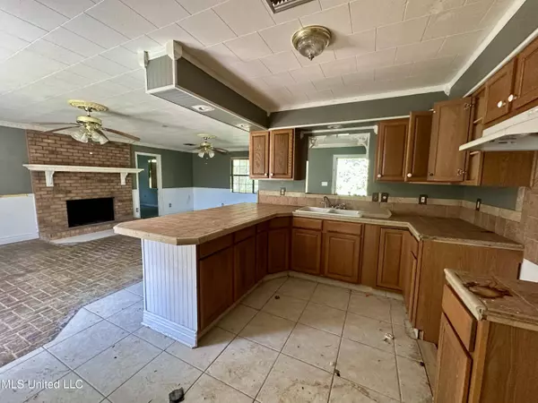 16017 12th Street, Pearlington, MS 39572