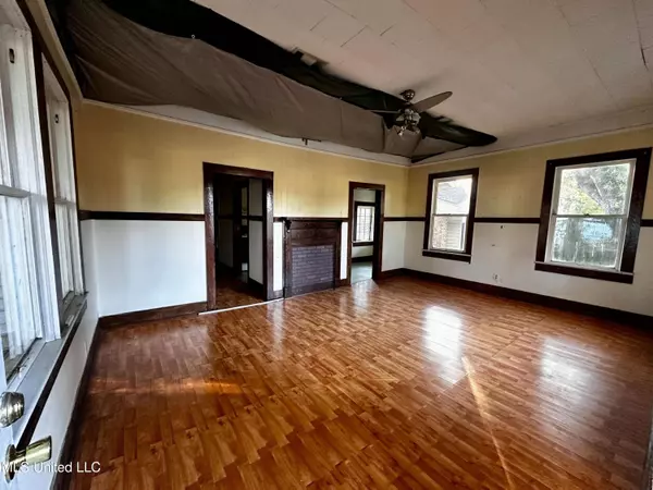 627 3rd Street, Gulfport, MS 39501