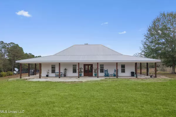 92 Sam Davis Drive, Perkinston, MS 39573