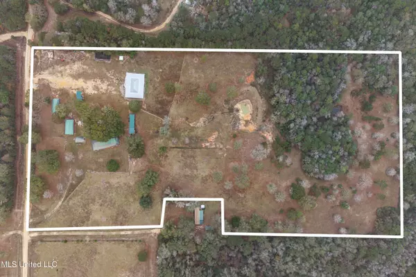 92 Sam Davis Drive, Perkinston, MS 39573