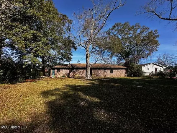 4230 Martin Luther King Boulevard, Moss Point, MS 39563