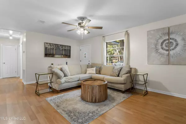 122 Shady Grove Avenue, Long Beach, MS 39560