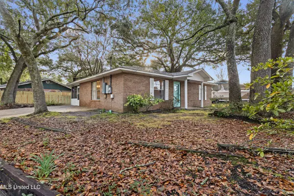 122 Shady Grove Avenue, Long Beach, MS 39560