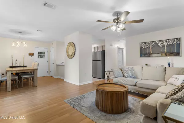 122 Shady Grove Avenue, Long Beach, MS 39560