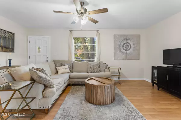 122 Shady Grove Avenue, Long Beach, MS 39560