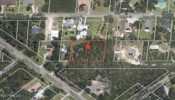 706 Nicholson Avenue, Waveland, MS 39576