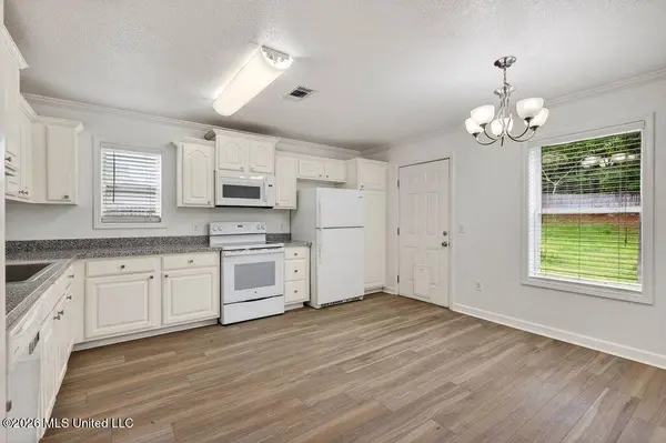 19254 N Clairmonte Street, Saucier, MS 39574