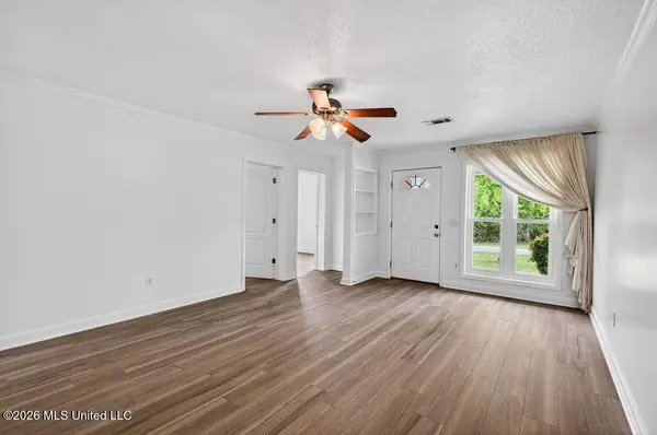 19254 N Clairmonte Street, Saucier, MS 39574