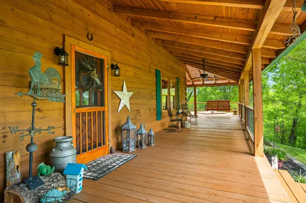 761 N Knob Creek Rd, Seymour, TN 37865-6037
