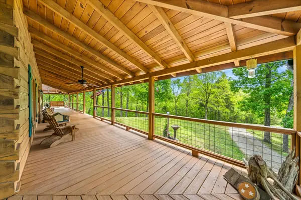 761 N Knob Creek Rd, Seymour, TN 37865-6037