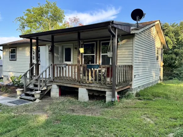 727 IC King Rd, Seymour, TN 37865-3103
