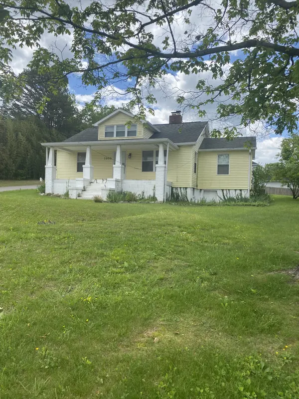 1906 W Lamar Alexander Pkwy, Maryville, TN 37801-3505