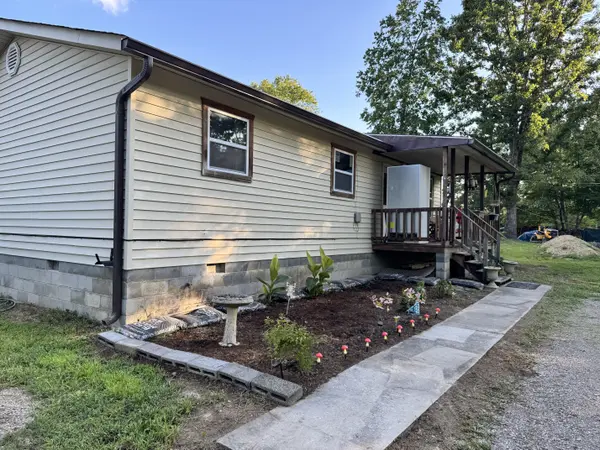 727 IC King Rd, Seymour, TN 37865-3103