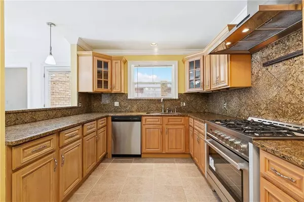 7143 MAYO BLVD, New Orleans, LA 70126