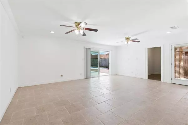 7143 MAYO BLVD, New Orleans, LA 70126