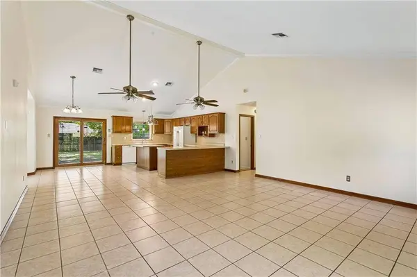 27200 HELTEMES LN, Lacombe, LA 70445