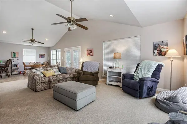 4928 JENIC LN, Jean Lafitte, LA 70036