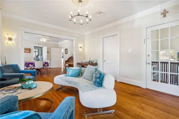 2525 S CARROLLTON AVE, New Orleans, LA 70118