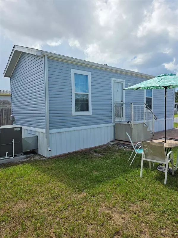 1109 49TH AVENUE DR W, Bradenton, FL 34207