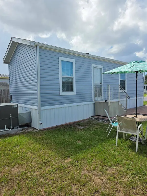 1109 49TH AVENUE DR W, Bradenton, FL 34207