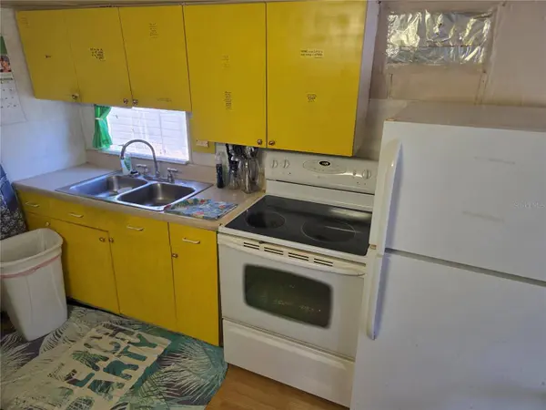 1106 51ST AVE W, Bradenton, FL 34207