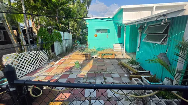 609 50TH AVE W, Bradenton, FL 34207