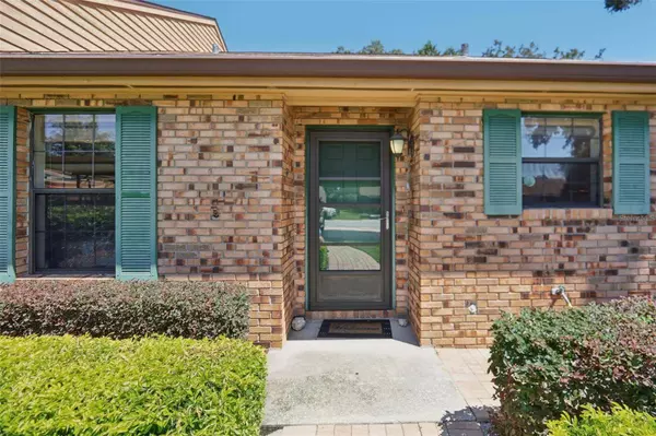 19 COVE LN, Eustis, FL 32726