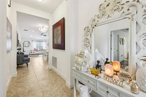 10453 SILVER MAPLE AVE, Oxford, FL 34484